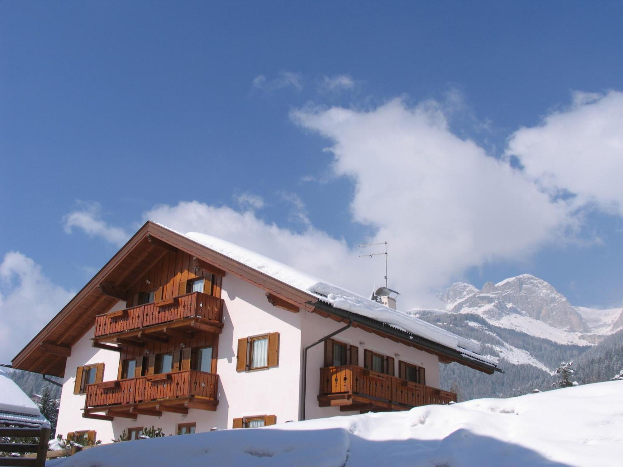 Appartamenti Majon Ladina Vigo di Fassa Exteriör bild